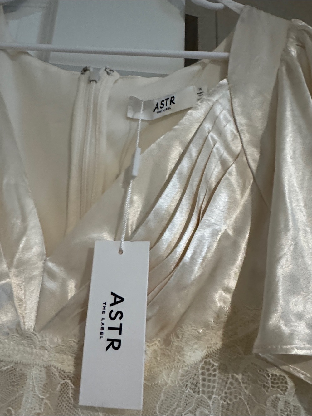 ASTR the Label Aurelia satin dress NWT - Picture 9 of 12